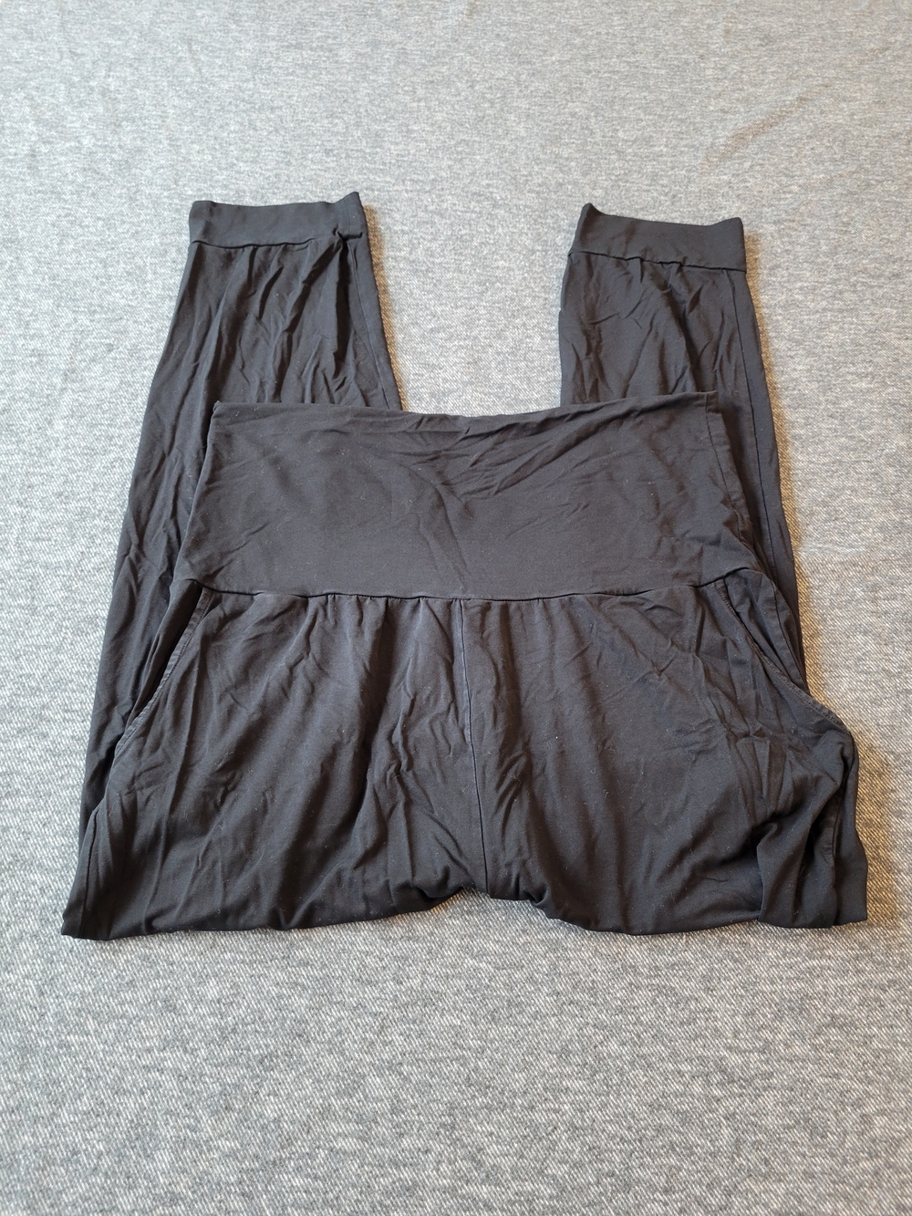 Hatch Black Maternity Lounge Top
